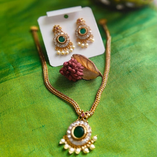 Green and white Stone Necklace set