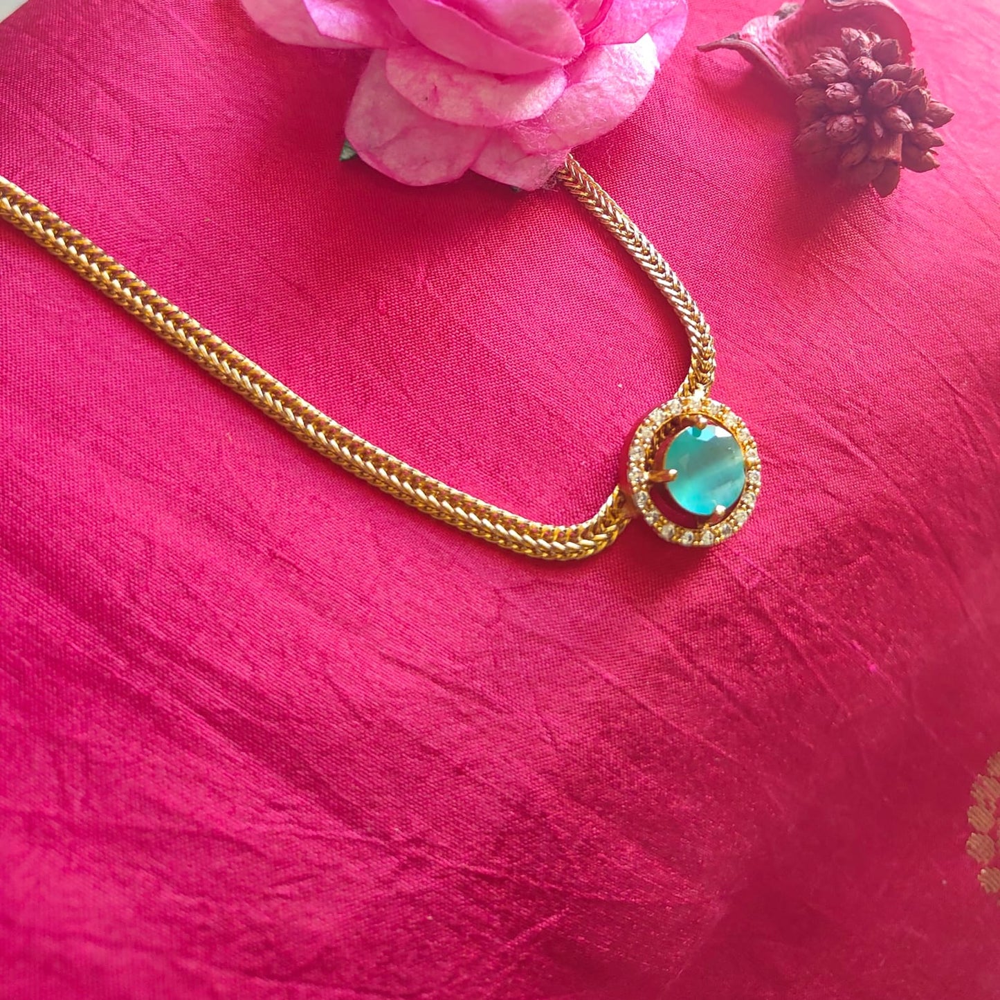 Peacock Green Stone Necklaces Set